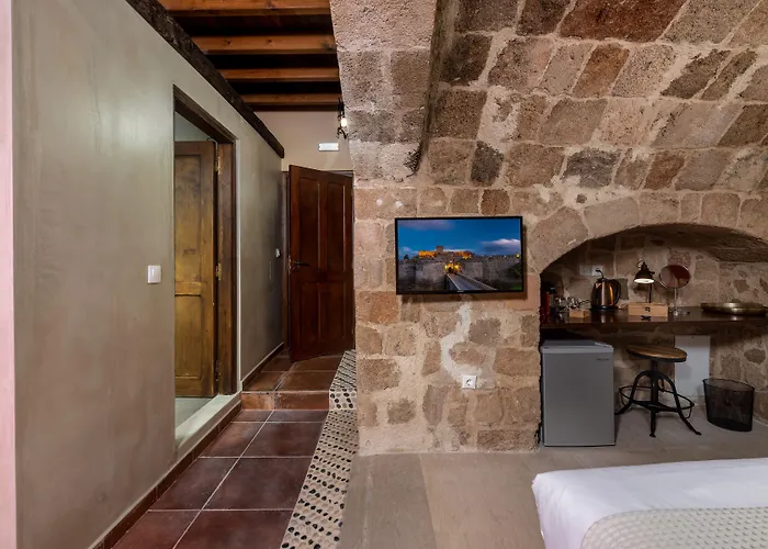 Zacosta Villa - A Heritage Hotel Rhodes City