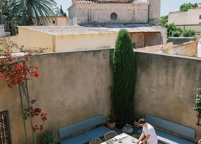 Zacosta - A Heritage 4*