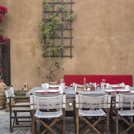 Zacosta Bed & Breakfast 4*