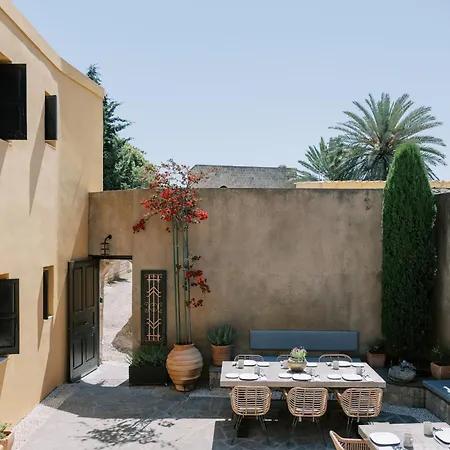 Zacosta - A Heritage فندق مبيت وإفطار