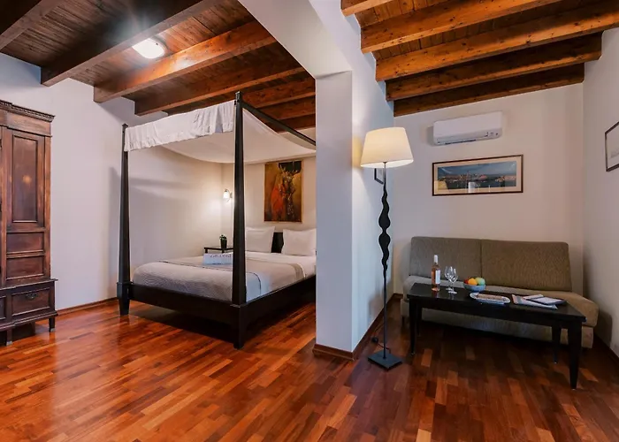 فندق مبيت وإفطار Zacosta - A Heritage Rhodes City