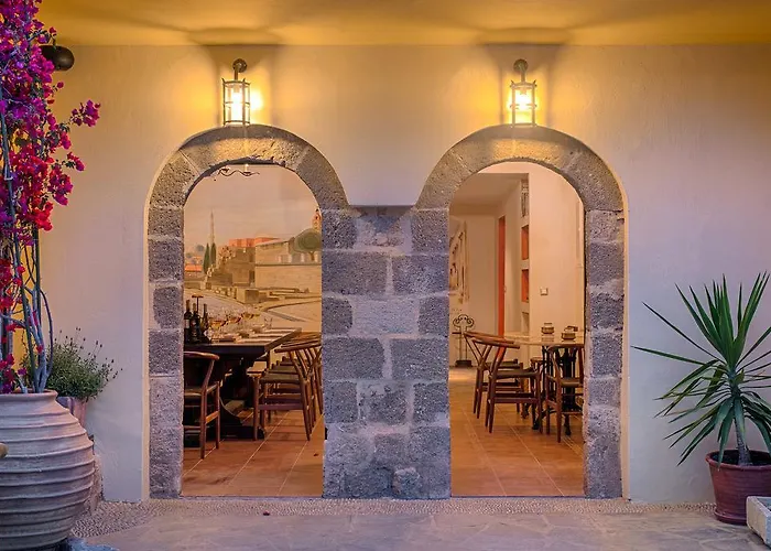 Zacosta - A Heritage فندق مبيت وإفطار Rhodes City